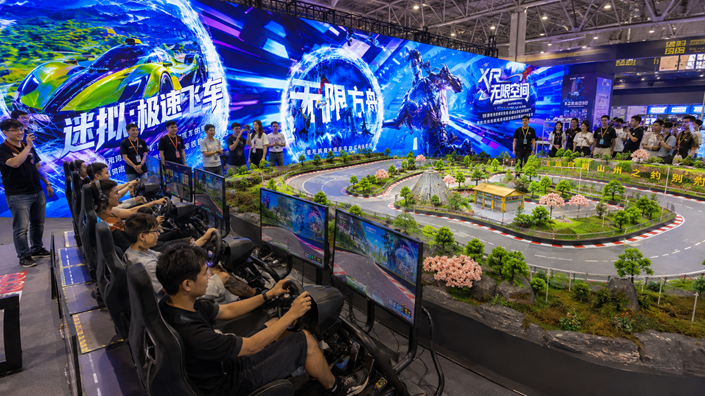场地游乐项目怎么选？沉浸式FPV沙盘赛车打造门店网红业态新闻封面